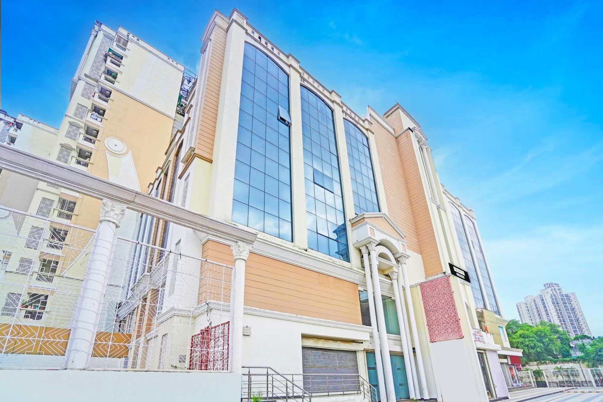 Palette Gomti Nagar Near Ekana Stadium Formerly Gusto Club Lakhnau Kültér fotó